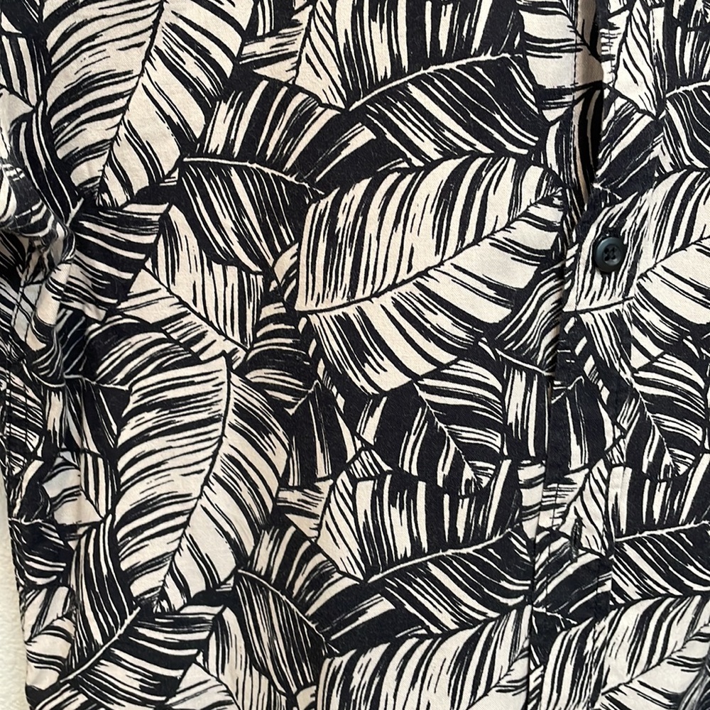 H&M button down - Picture 2 of 3